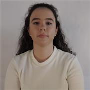 Hola, mi nombre es Carmen. Estoy titulada en edición y publicación de productos impresos y multimedia.